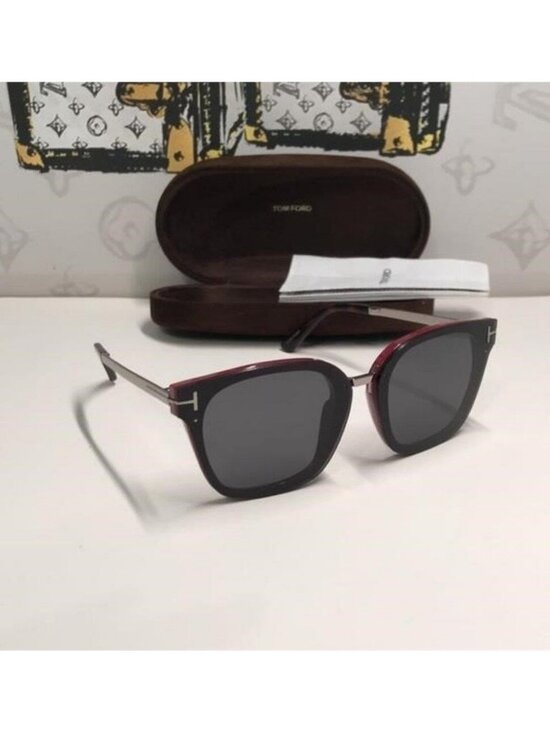 Tom Ford TF1014 71A Philippa-02 Sunglasses Shiny Bordeaux Smoke NEW main image 4